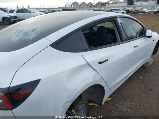 5YJ3E1EA4PF485230 Tesla MODEL 3