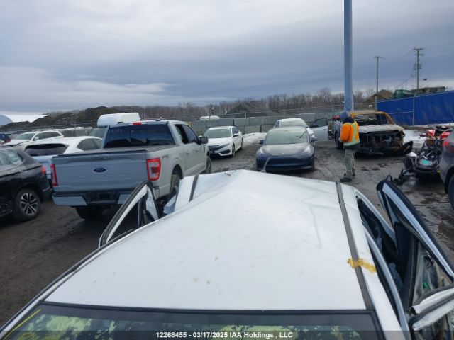 VNKKTUD36EA004641 Toyota Yaris