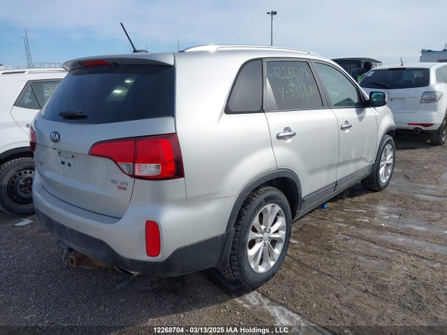 5XYKUDA71EG536683 KIA Sorento