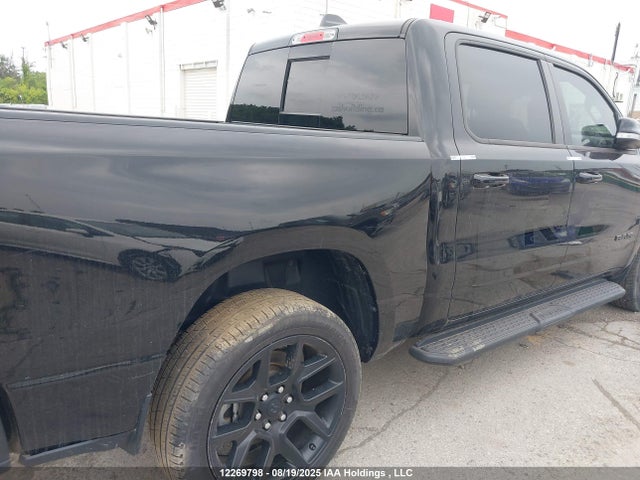 1C6SRFVT5NN105364 Dodge 1500