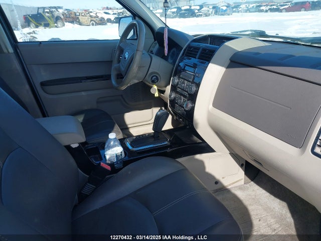 2008 Mazda Tribute S მანქანა იყიდება აუქციონზე, vin: 4F2CZ96108KM29243, აუქციონის ნომერი: 12270432
