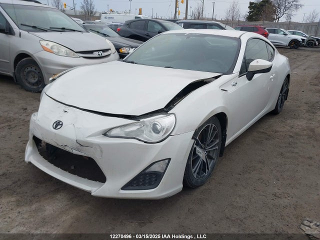 Toyota 2014 2014 JF1ZNAA14E9709027 Image 2
