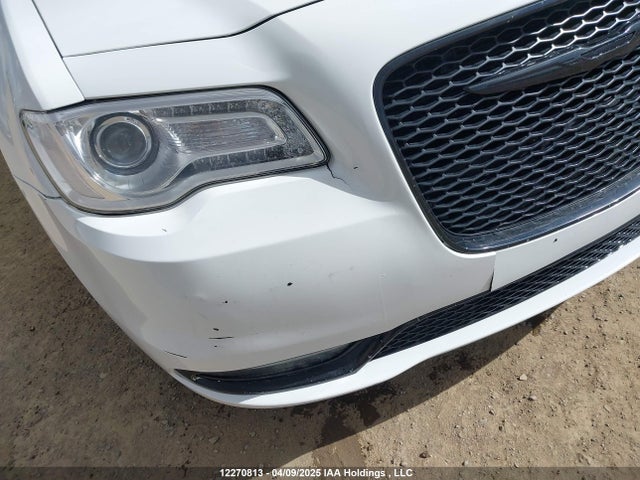 2C3CCARG2HH567185 Chrysler 2017