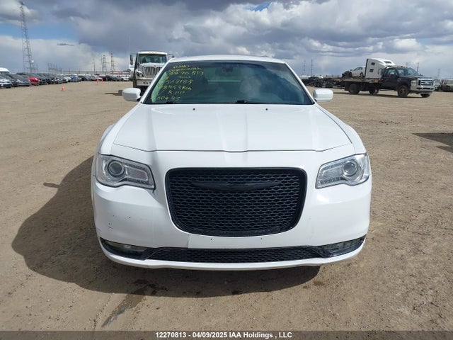 2C3CCARG2HH567185 Chrysler 2017