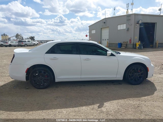2C3CCARG2HH567185 Chrysler 2017