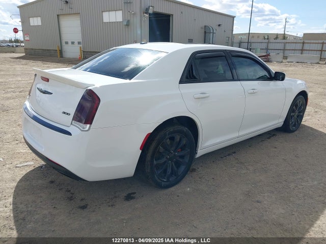 2C3CCARG2HH567185 Chrysler 2017