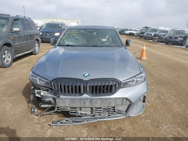 3MW89FF05R8E03121 BMW 330I