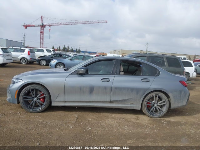 3MW89FF05R8E03121 BMW 330I