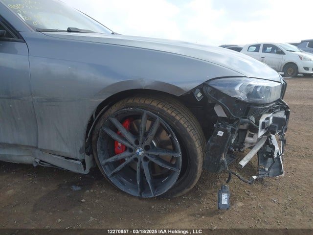 3MW89FF05R8E03121 BMW 330I