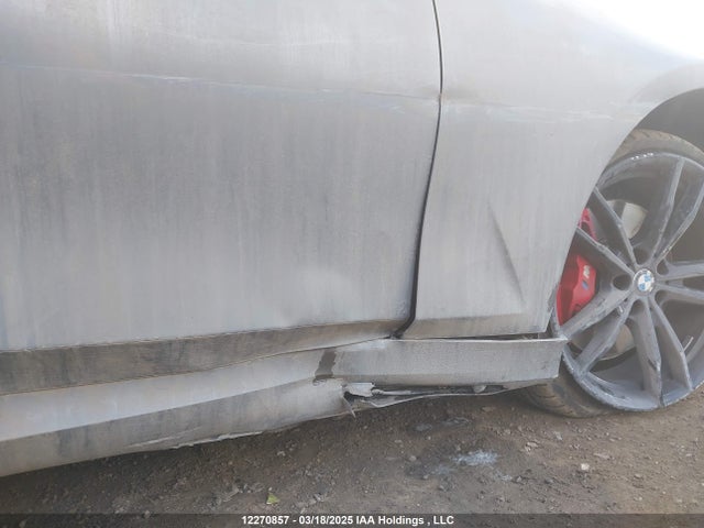3MW89FF05R8E03121 BMW 330I