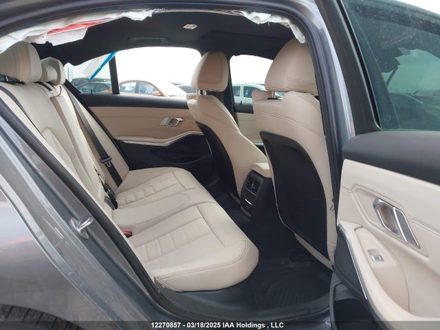 3MW89FF05R8E03121 BMW 330I