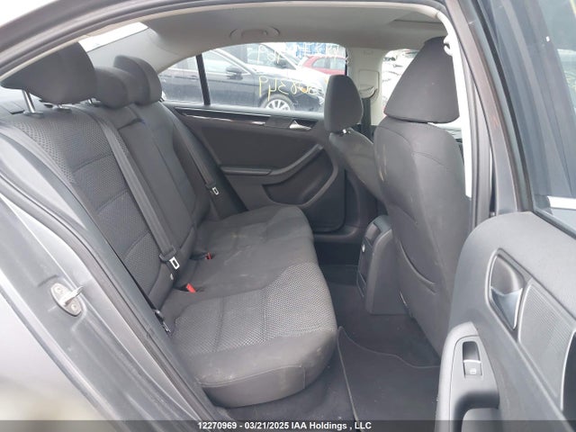 3VWD07AJ7FM308349 Volkswagen 1.8t