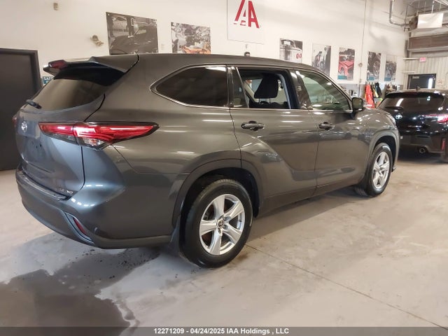 5TDBZRBH2NS562735 Toyota 2gr-fks