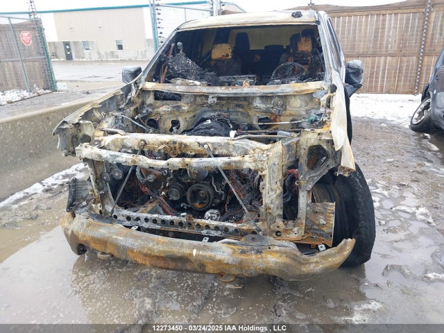 Chevrolet l84 2023 3GCUDFED8PG206239 Image 9