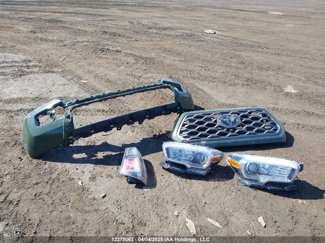 3TYCZ5ANXNT096786 Toyota Tacoma Double Cab/sr/sr5/trd Sport/trd Off Road/trd Pro