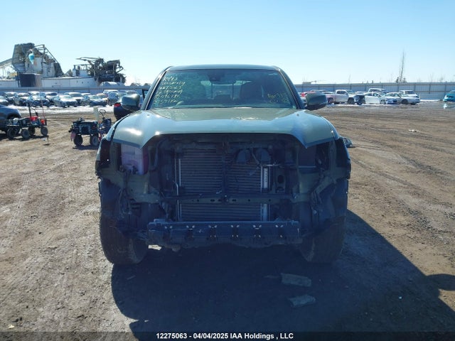 3TYCZ5ANXNT096786 Toyota Tacoma Double Cab/sr/sr5/trd Sport/trd Off Road/trd Pro