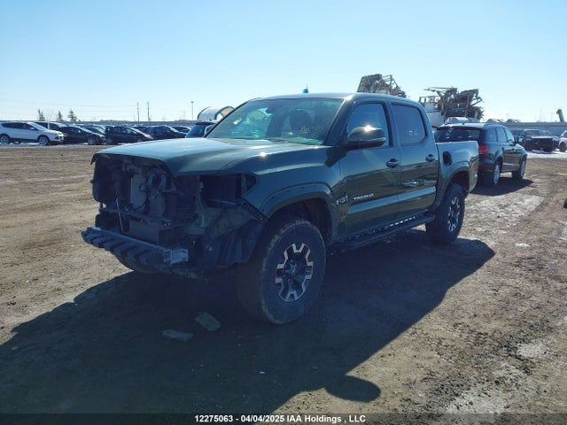 3TYCZ5ANXNT096786 Toyota Tacoma Double Cab/sr/sr5/trd Sport/trd Off Road/trd Pro