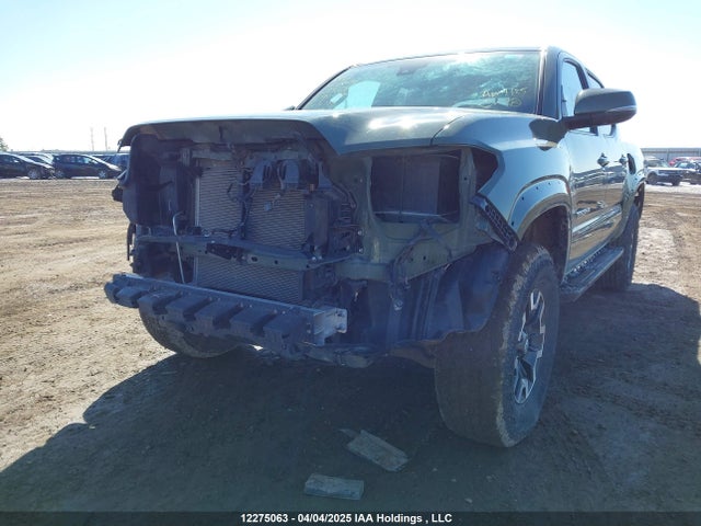 3TYCZ5ANXNT096786 Toyota Tacoma Double Cab/sr/sr5/trd Sport/trd Off Road/trd Pro