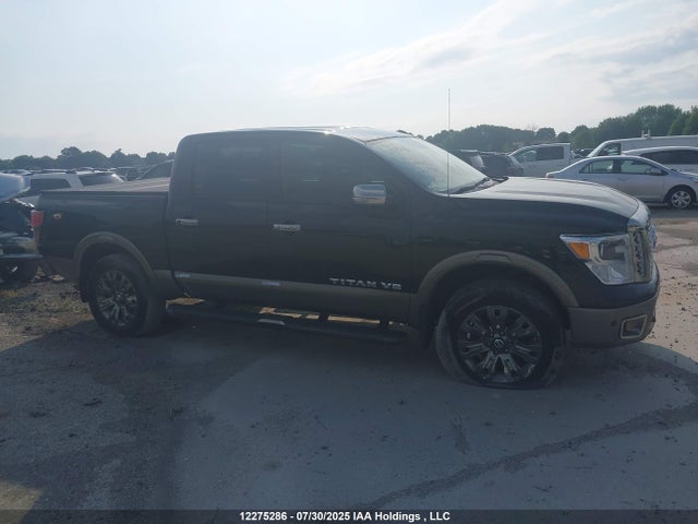 1N6AA1E50JN524603 Nissan 2018