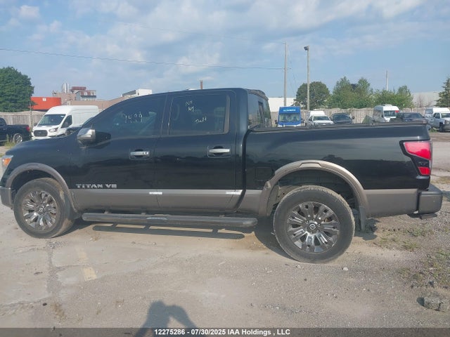 1N6AA1E50JN524603 Nissan 2018