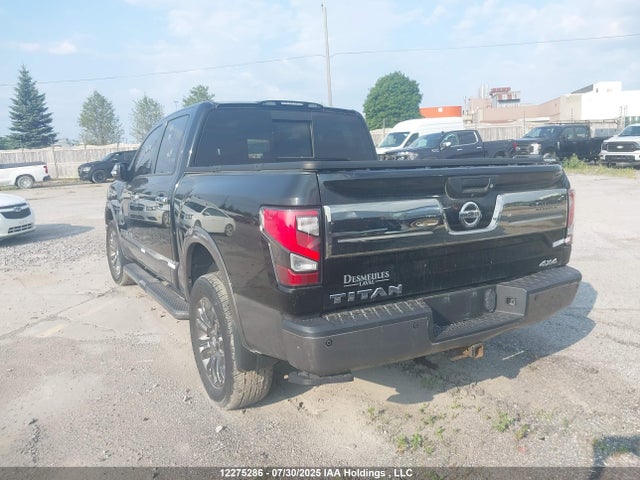 1N6AA1E50JN524603 Nissan 2018