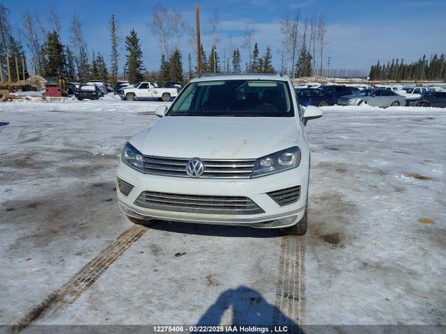 WVGEP9BP2GD006963 Volkswagen Touareg