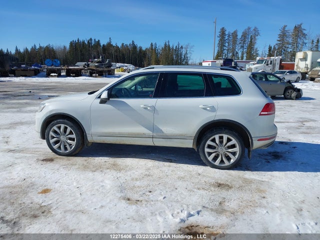 WVGEP9BP2GD006963 Volkswagen Touareg