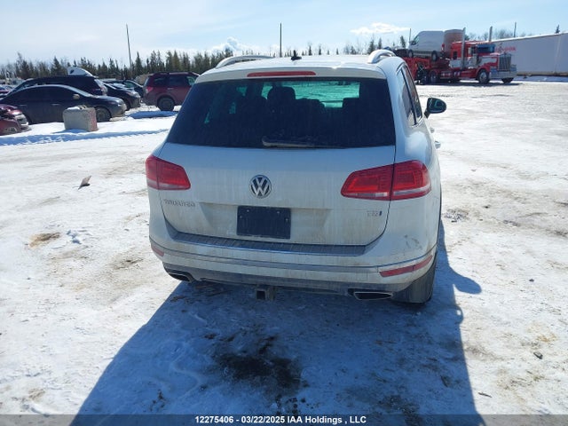 WVGEP9BP2GD006963 Volkswagen Touareg