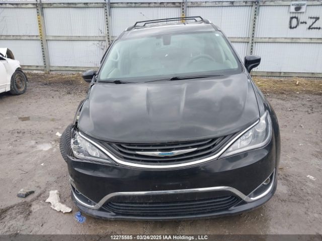 2C4RC1L74JR365608 Chrysler Pacifica