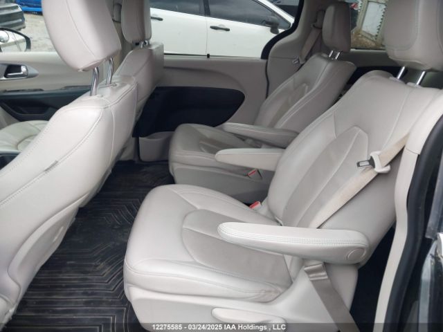 2C4RC1L74JR365608 Chrysler Pacifica