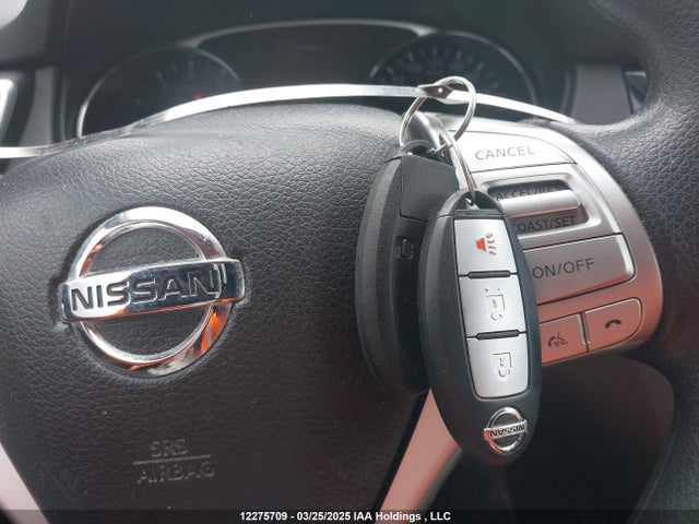 5N1AT2MT7GC867640 Nissan 2016