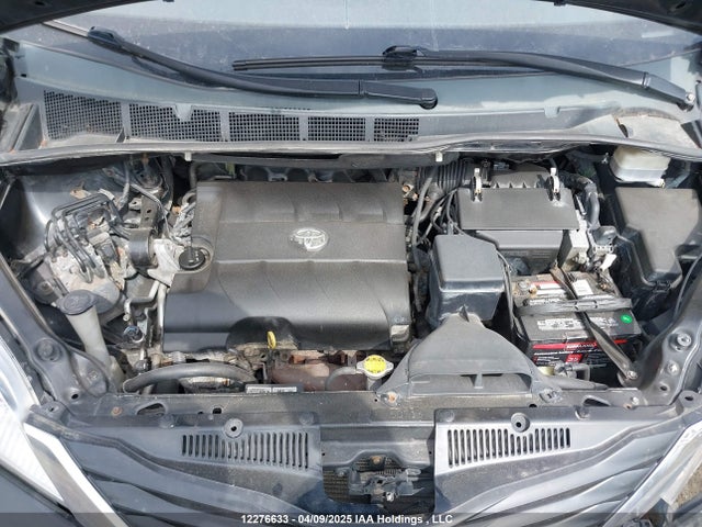 Продажа на аукционе авто 2014 Toyota Sienna, vin: 5TDJK3DC7ES072578, номер лота: 12276633