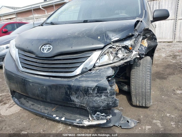 Продажа на аукционе авто 2014 Toyota Sienna, vin: 5TDJK3DC7ES072578, номер лота: 12276633