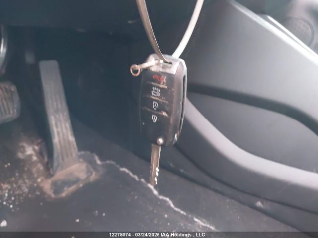 KNAFX4A60G5525151 KIA FORTE LX