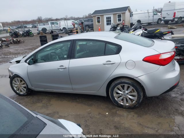 KNAFX4A60G5525151 KIA FORTE LX
