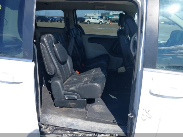 2C4RDGDG3JR290155 Dodge Grand Caravan