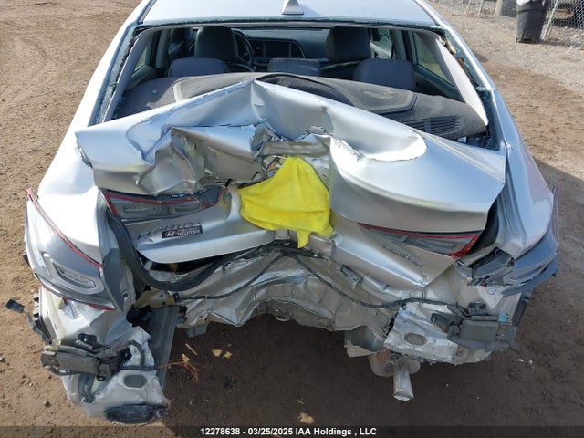 KMHD84LF3JU499366 Hyundai Elantra Sel/value/limited