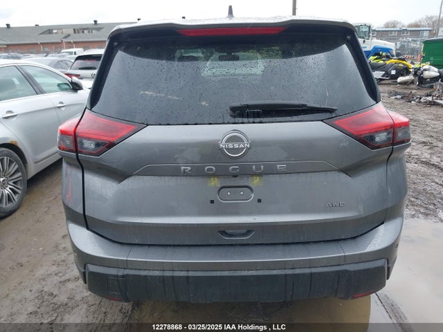 JN8BT3BB2SW156271 Nissan Rogue Sv Moonroof