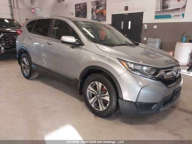 2HKRW2H22JH139090 Honda CR-V LX