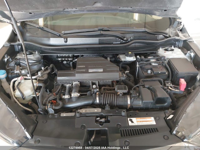 2HKRW2H22JH139090 Honda CR-V LX