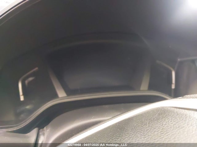 2HKRW2H22JH139090 Honda CR-V LX