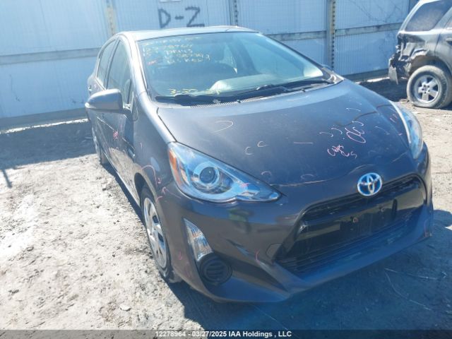 JTDKDTB34F1587392 Toyota PRIUS C