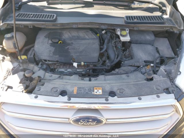 1FMCU9HD9JUC71853 Ford ESCAPE SEL