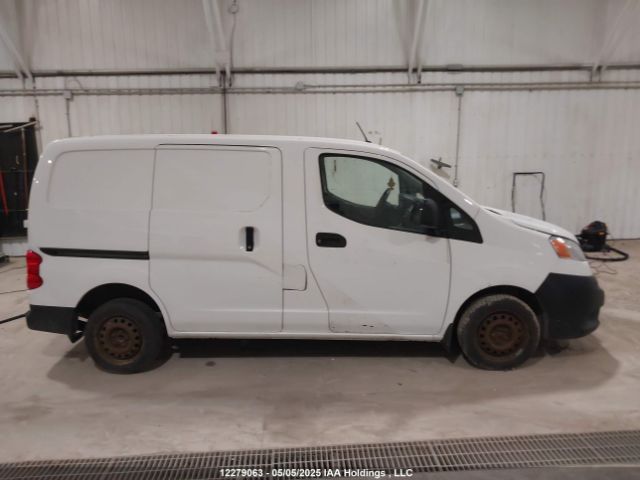 3N6CM0KN7JK703581 Nissan 2018
