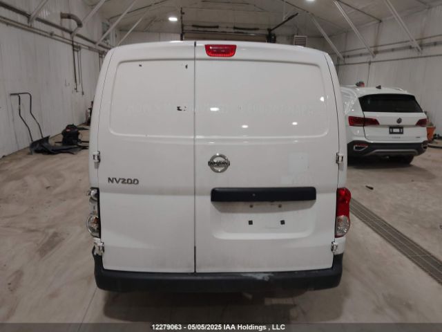 3N6CM0KN7JK703581 Nissan 2018