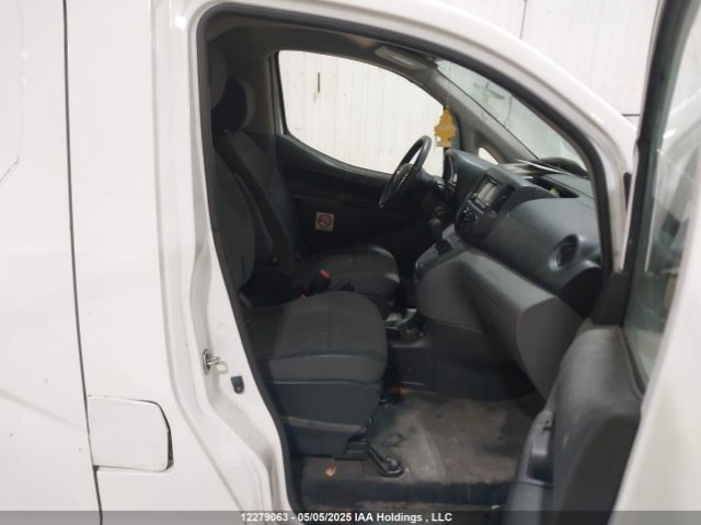 3N6CM0KN7JK703581 Nissan 2018