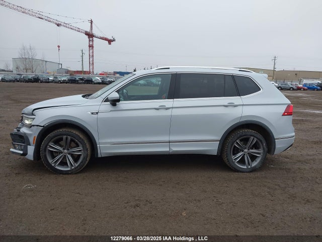 3VV4B7AX0KM055338 Volkswagen Tiguan