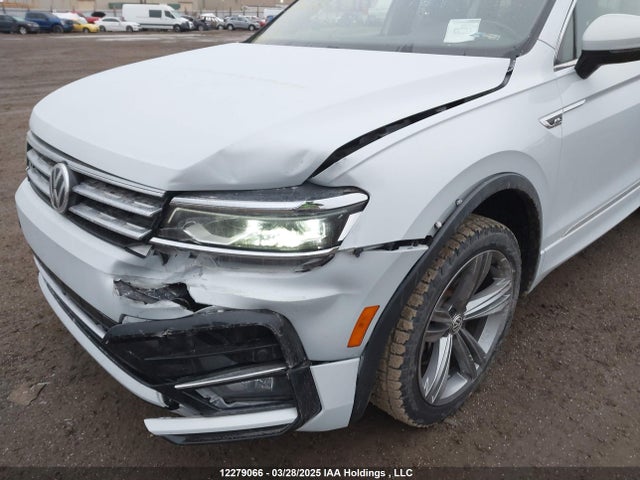 3VV4B7AX0KM055338 Volkswagen Tiguan