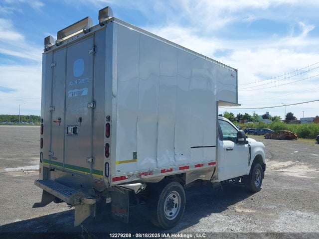 Ford 2023 2023 1FTBF2BAXPEC59343 Image 4