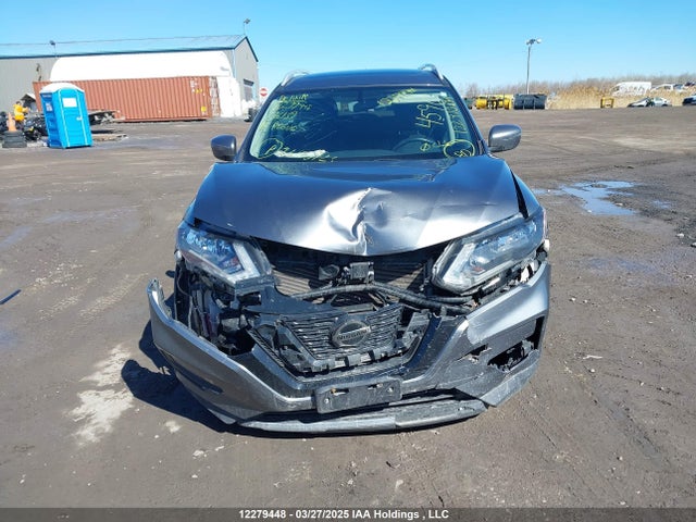 5N1AT2MV6JC776139 Nissan Rogue